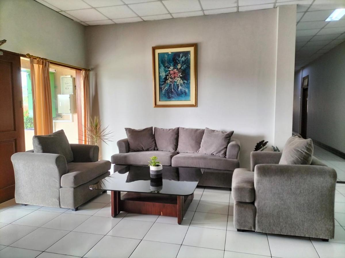 Hotel Grha Kasih Bogor Esterno foto