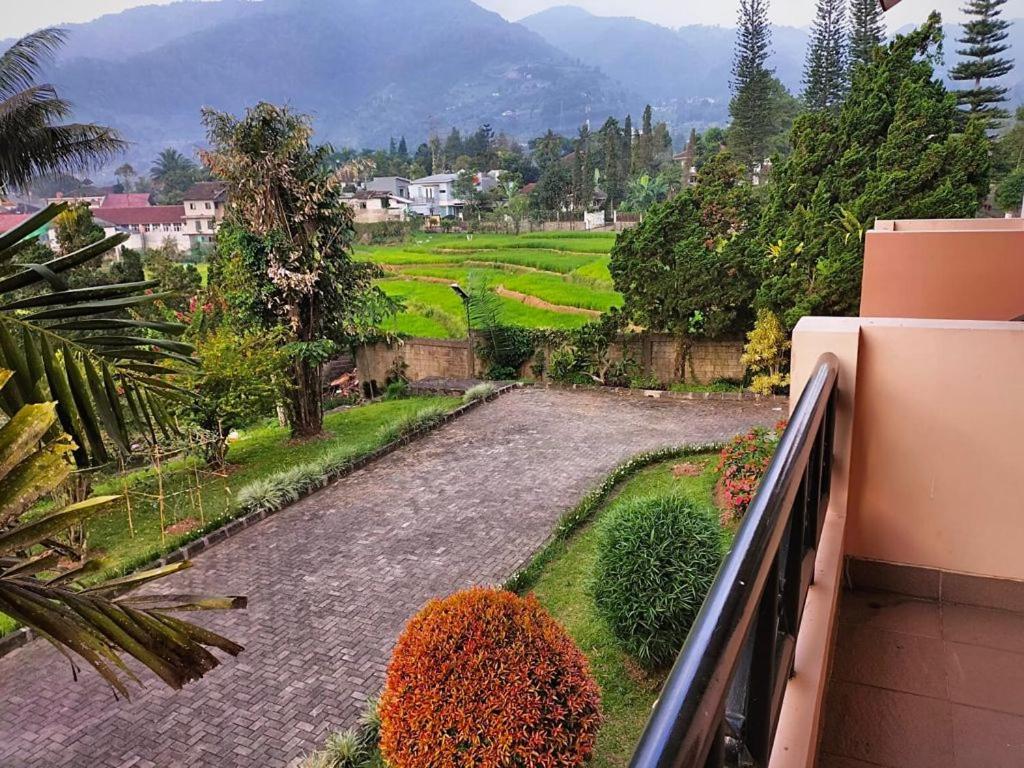 Hotel Grha Kasih Bogor Esterno foto