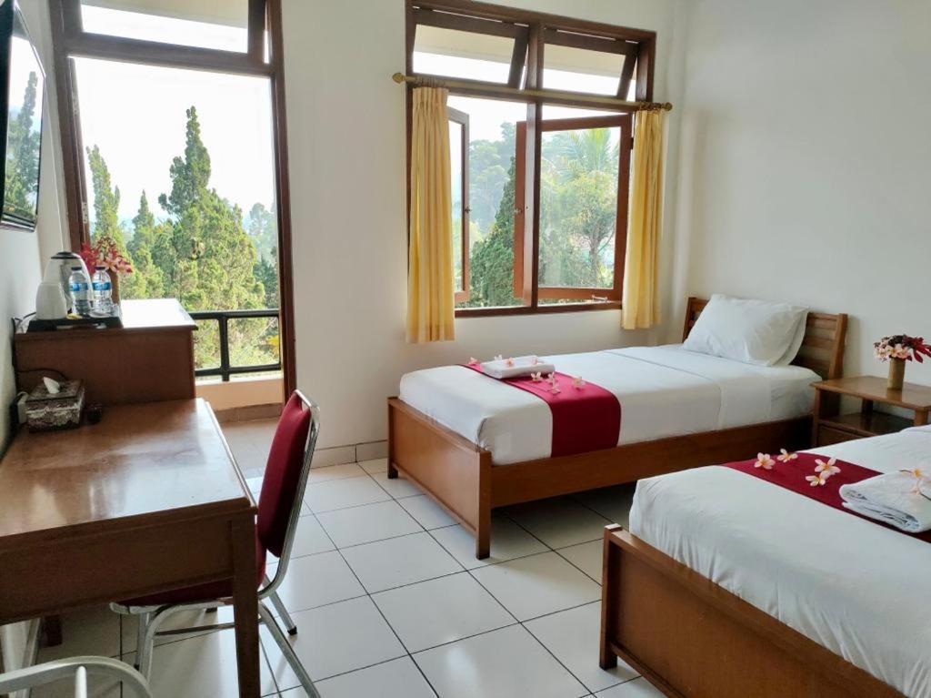 Hotel Grha Kasih Bogor Esterno foto