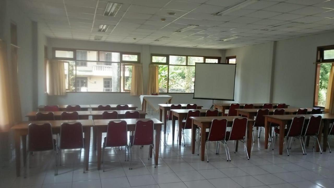 Hotel Grha Kasih Bogor Esterno foto